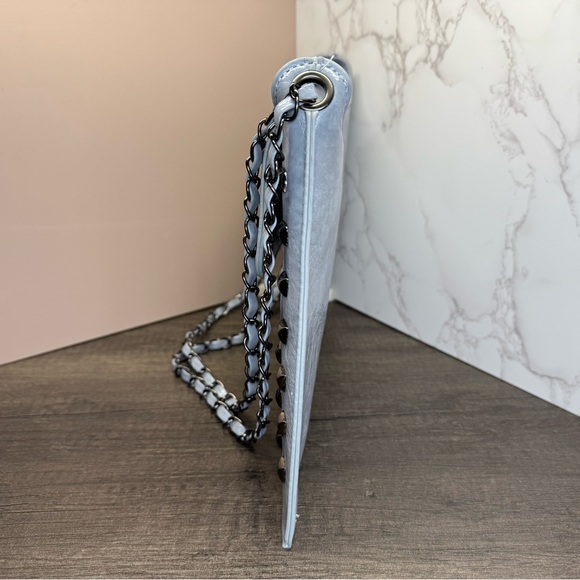 Retro Rivet Envelope Bag - Picture 5 of 6